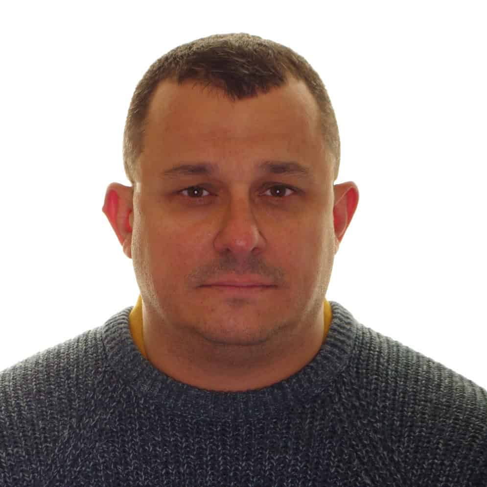 18 Stone Neil